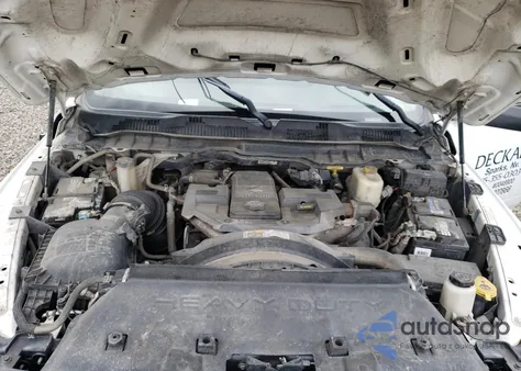 2015 Ram 4500 z USA, uszkodzony, nr VIN 3C7WRLFL4FG504061